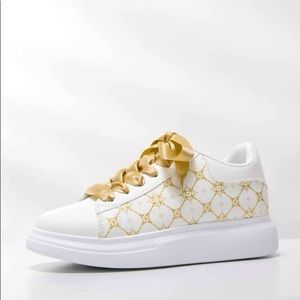 Graphic Print Skate Shoes